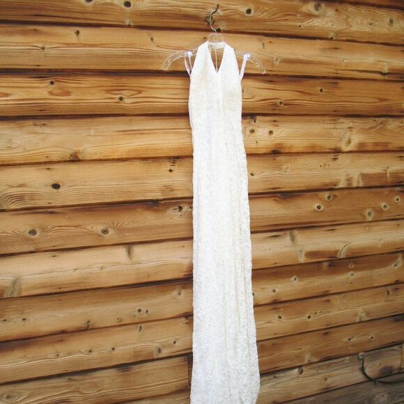 DB Studio Stretch Lace Halter Neck Gown - Picture 6 of 13